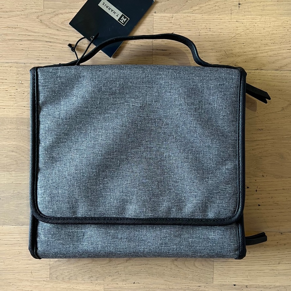 Hanging toiletry case